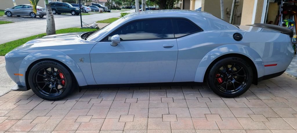 Dodge Challenger 20x11 Gloss Black FR 66F