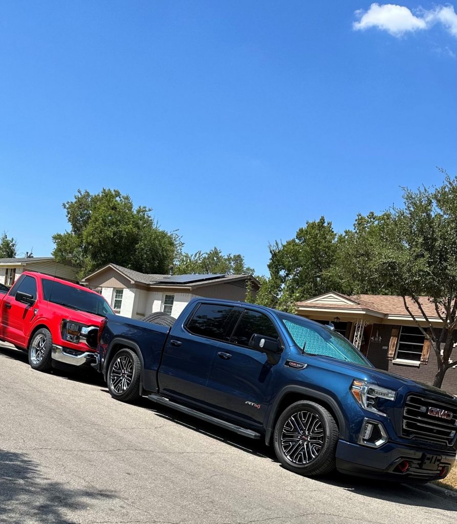 GMC Sierra 22x9 Gloss black Milled FR 93