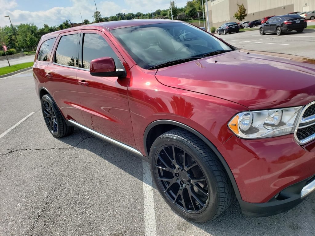 Dodge Durango 22x9 Gloss black FR 70