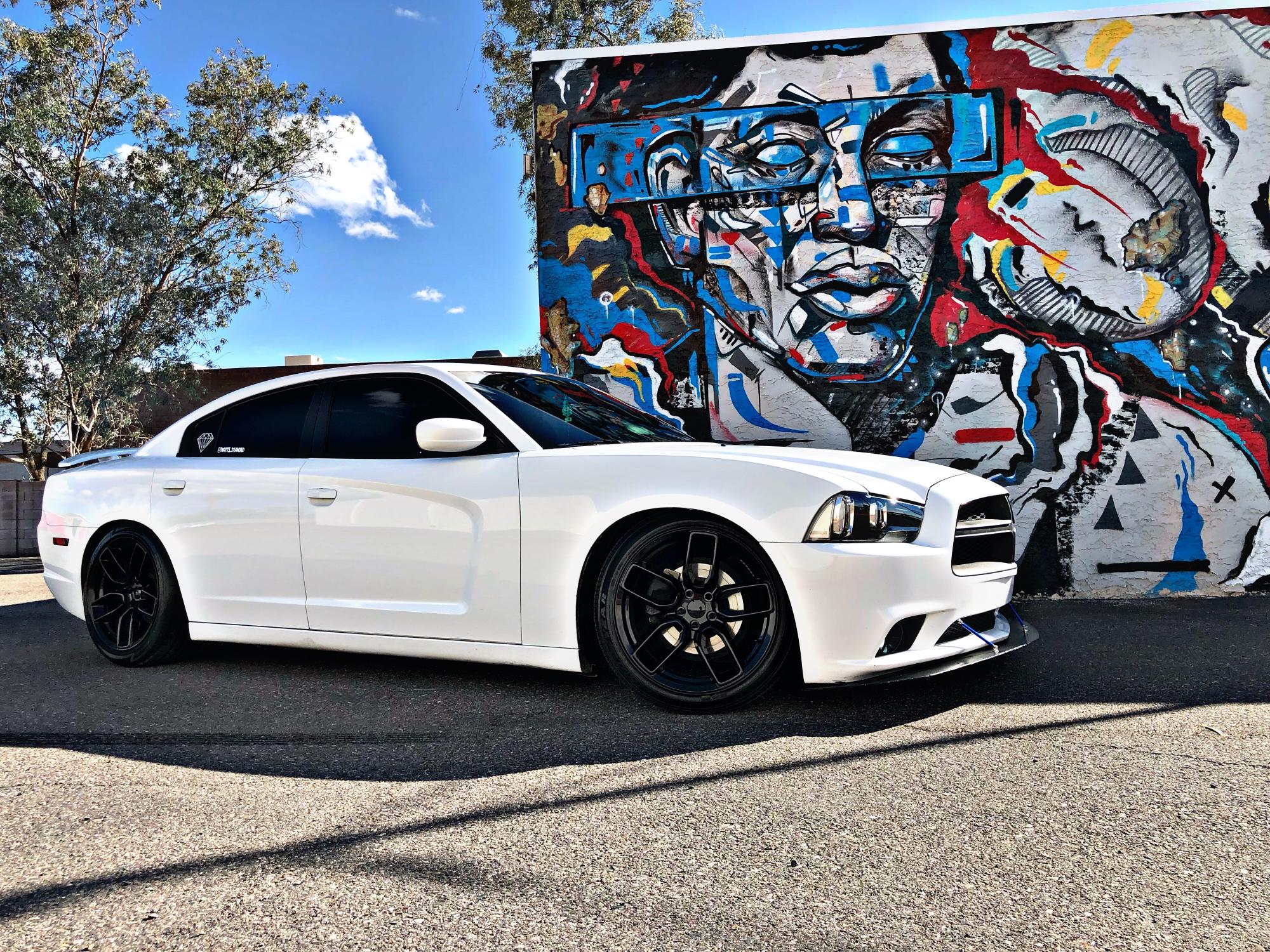 Dodge Charger Gloss Black FR 74