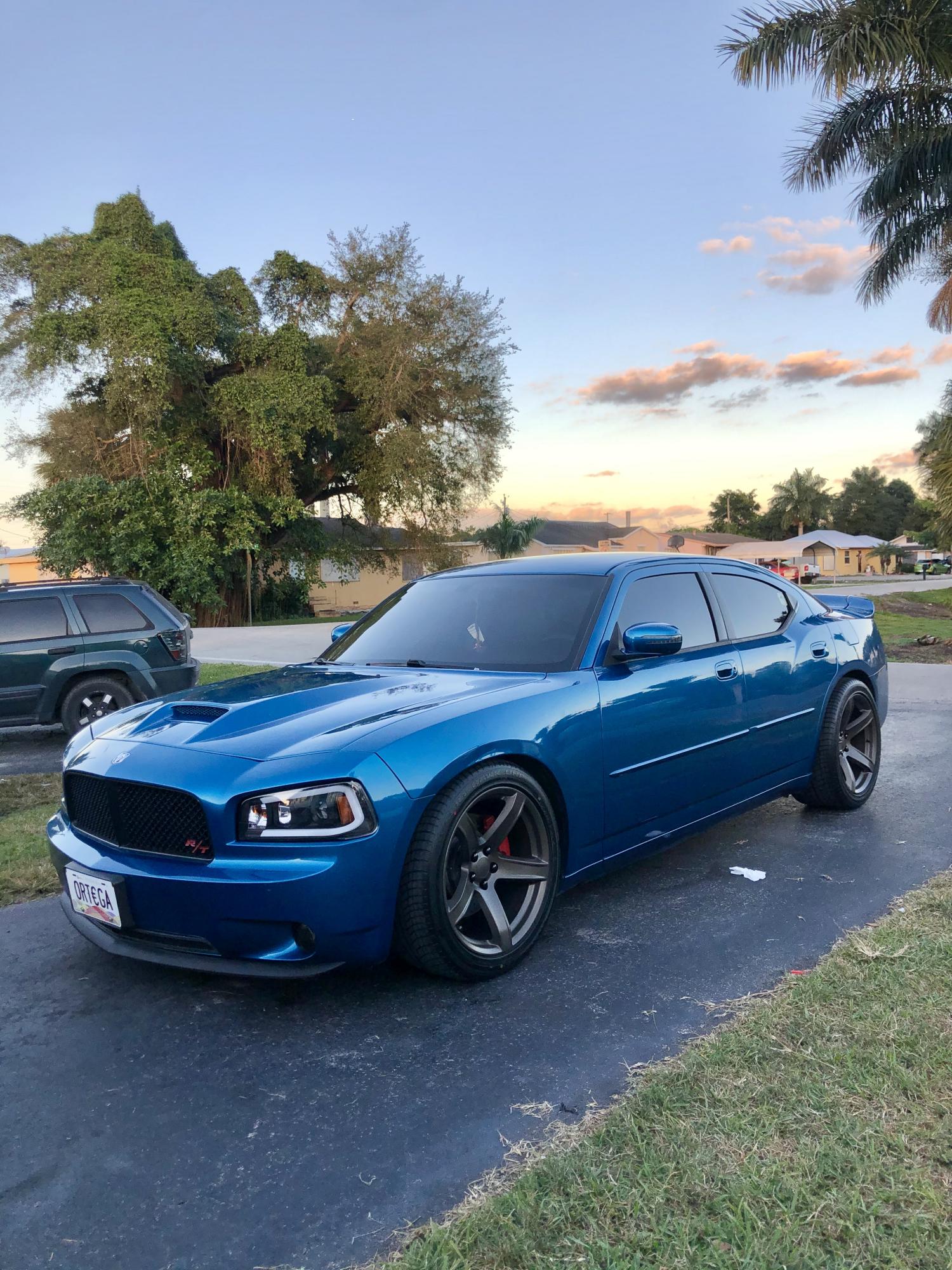 Dodge Charger Bronze FR 77