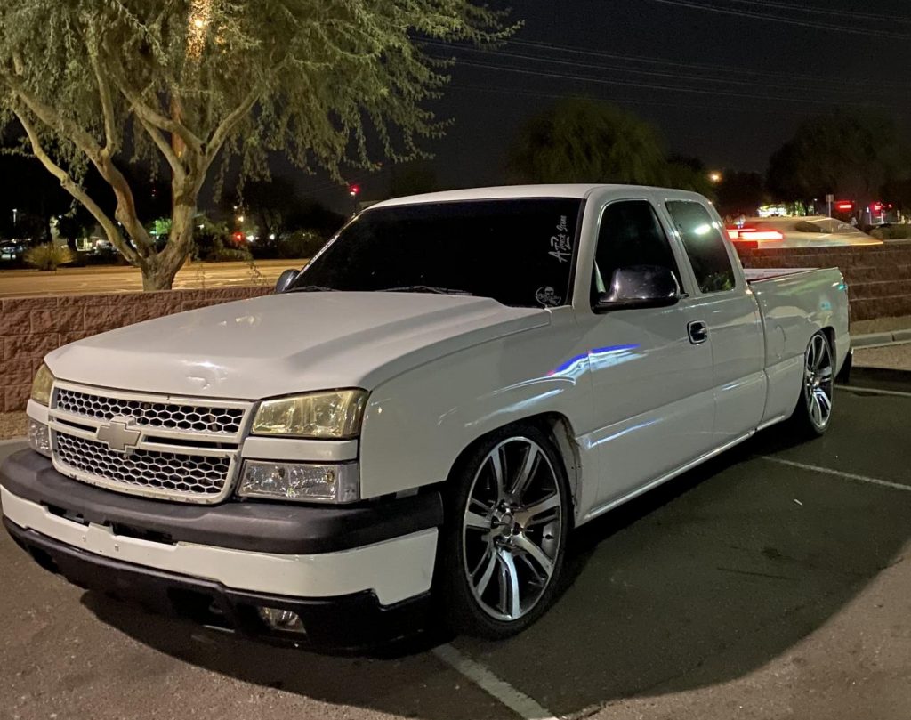 Chevrolet Silverado 22x9 Grey FR 48