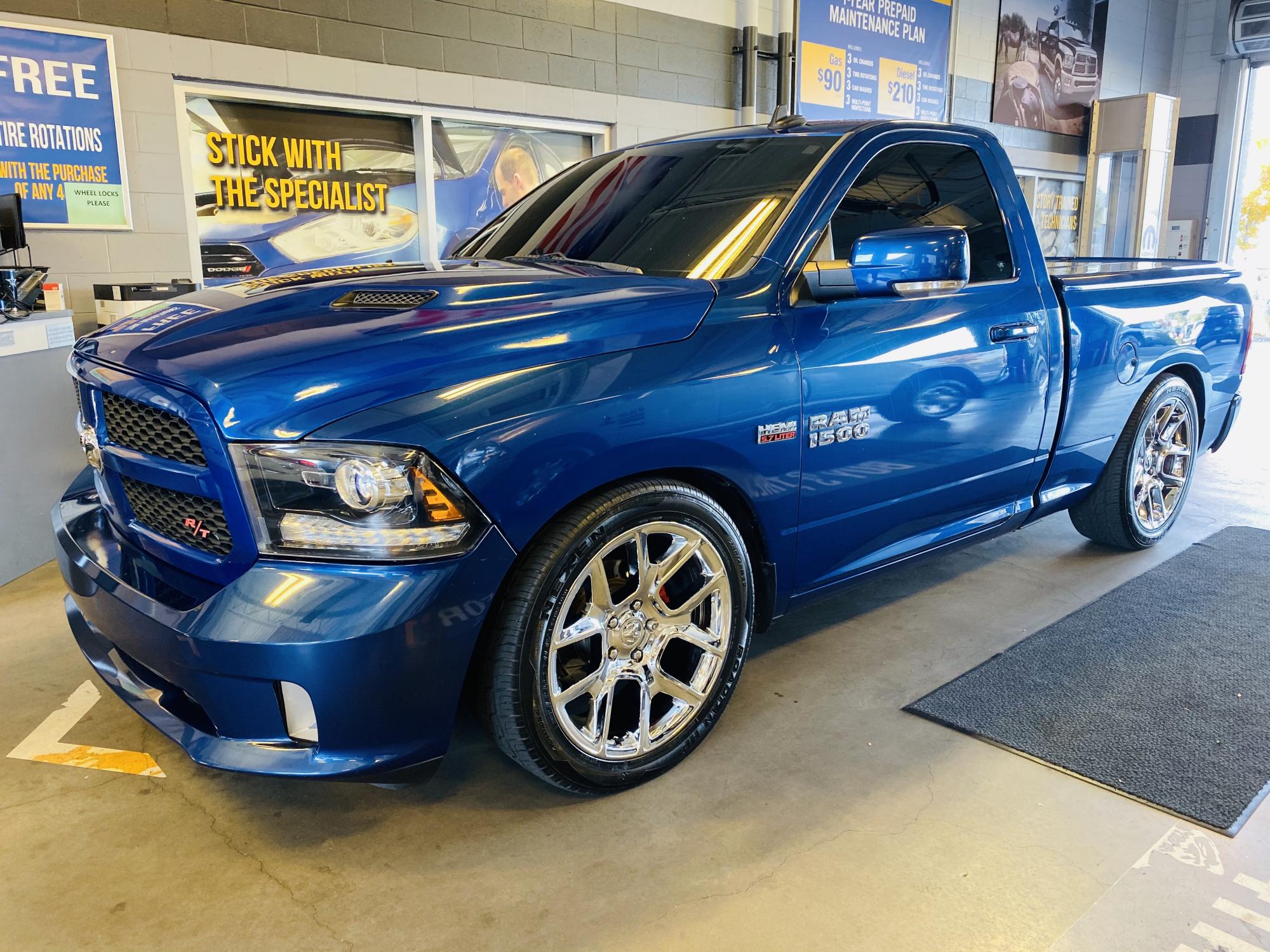 Ram Truck Ram 1500 Chrome FR 76