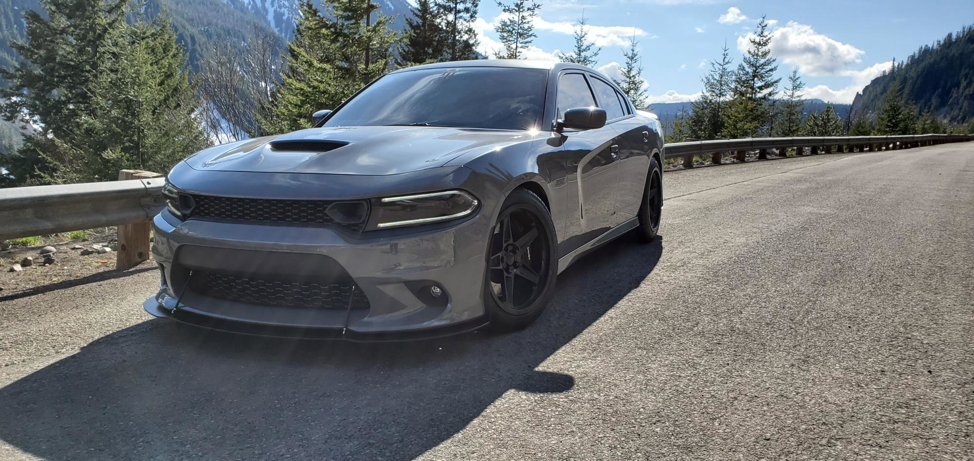 Dodge Charger FR 73