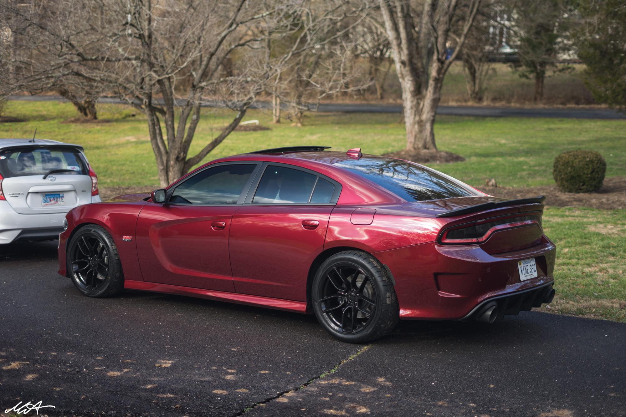 Dodge Charger Gloss Black FR 74