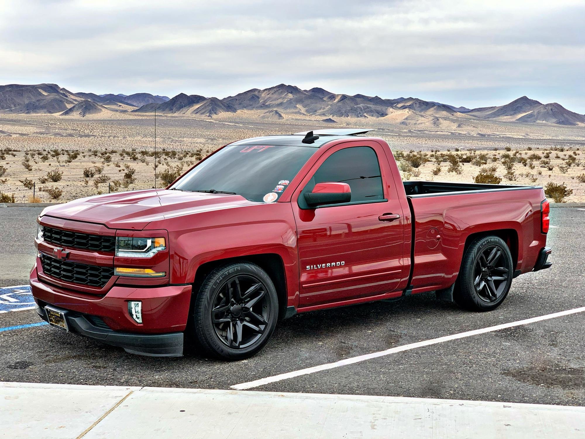 Chevrolet Silverado Gloss Black FR 94