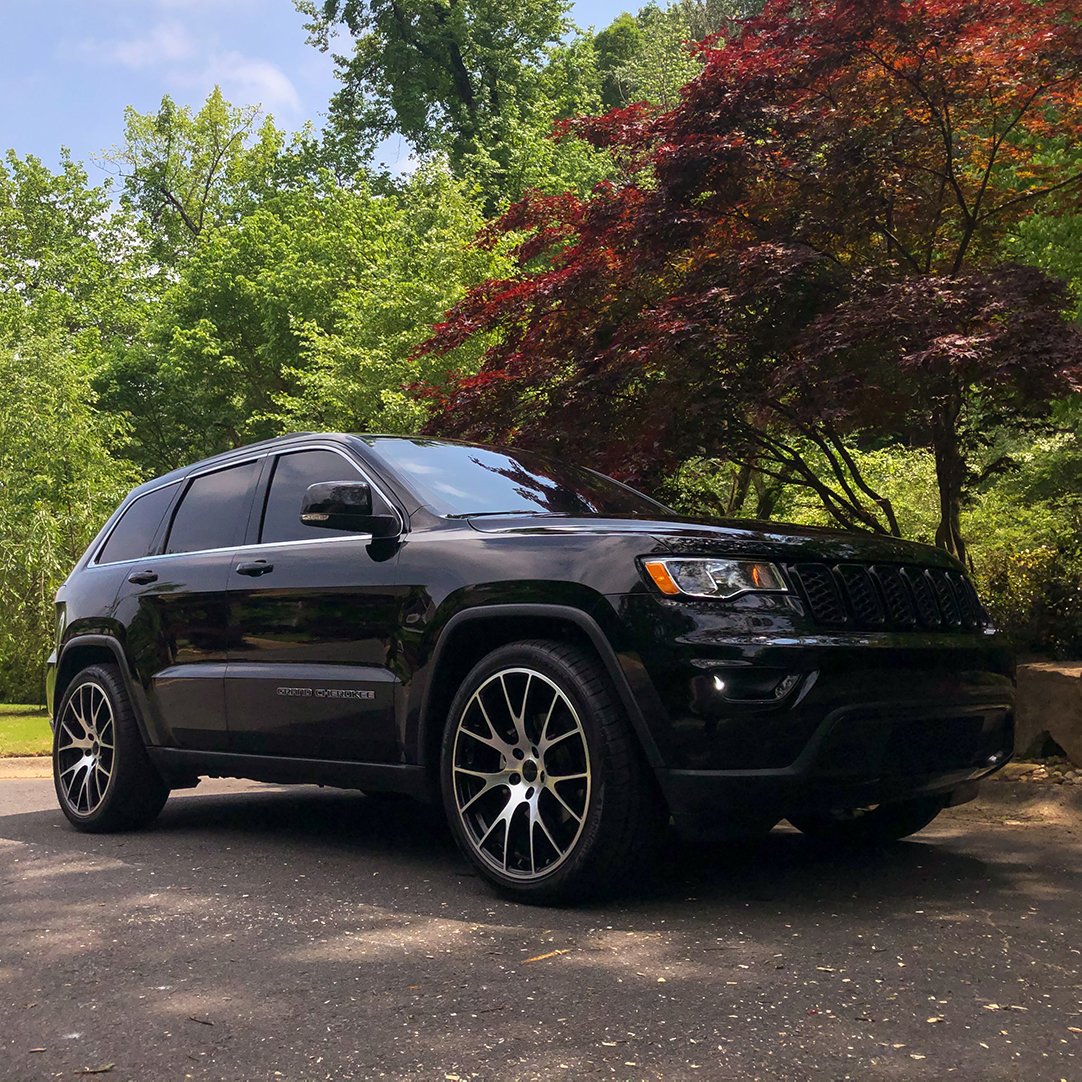 Jeep Grand Cherokee Black Machine Face FR 70