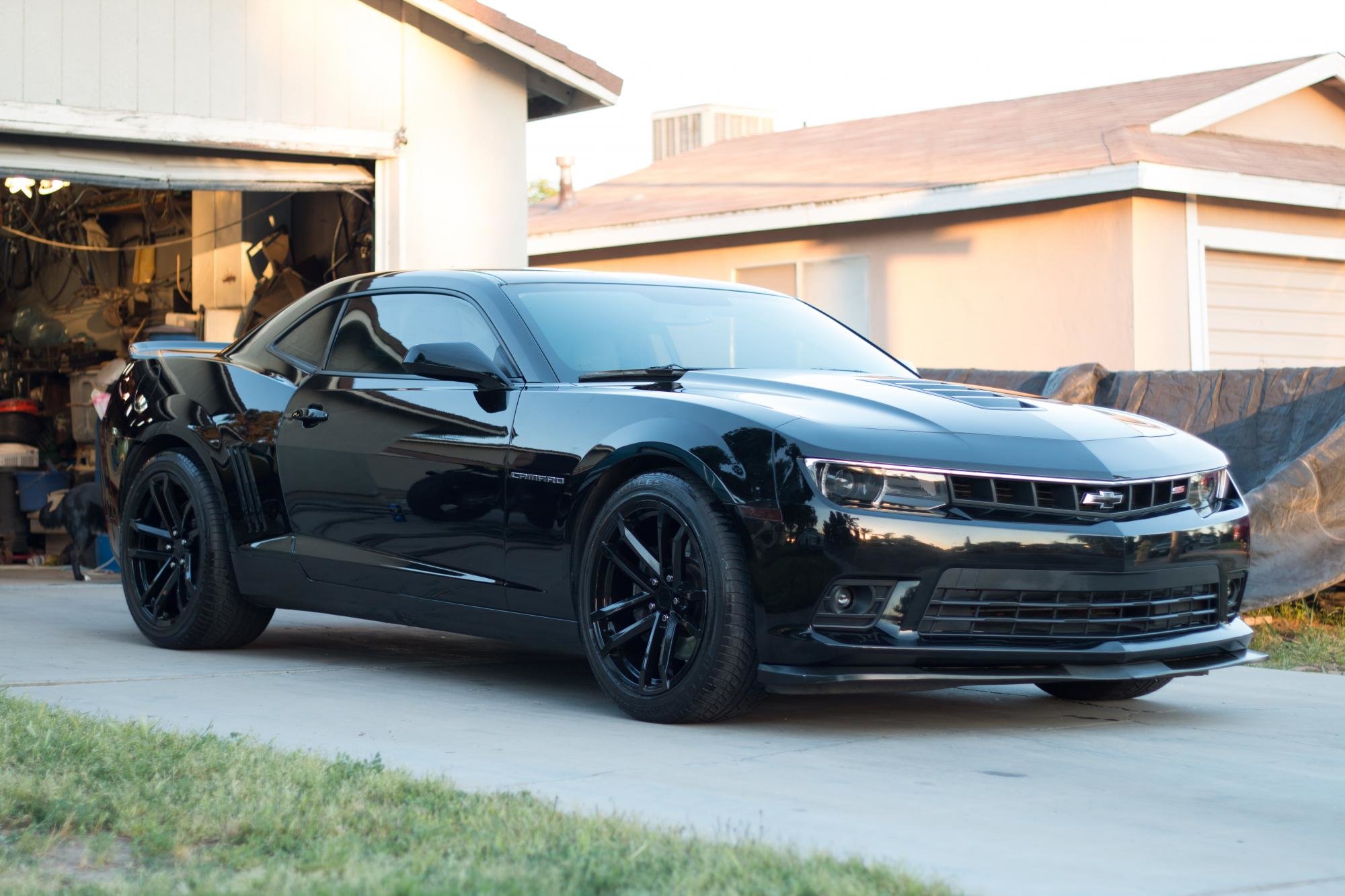 Chevrolet Camaro Gloss Black FR 41