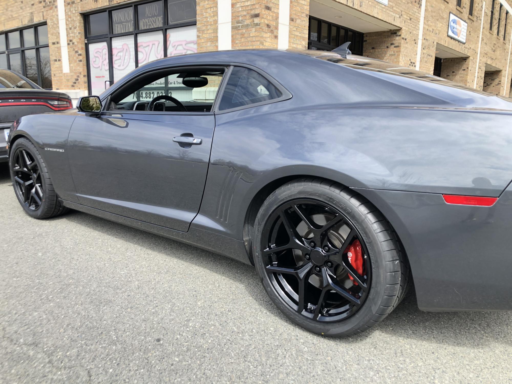 Chevrolet Camaro Gloss Black FR 27