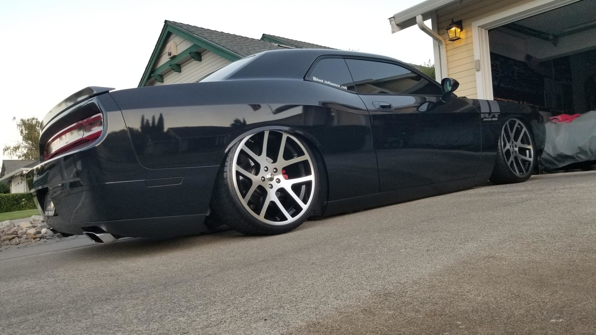 Dodge Challenger Black Machine Face FR 64