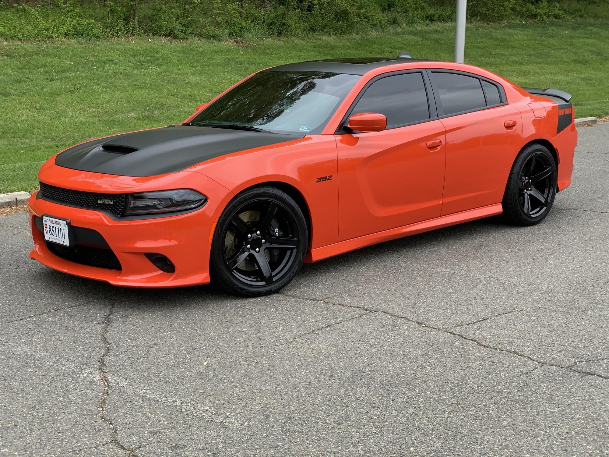 Dodge Charger Gloss Black FR 77