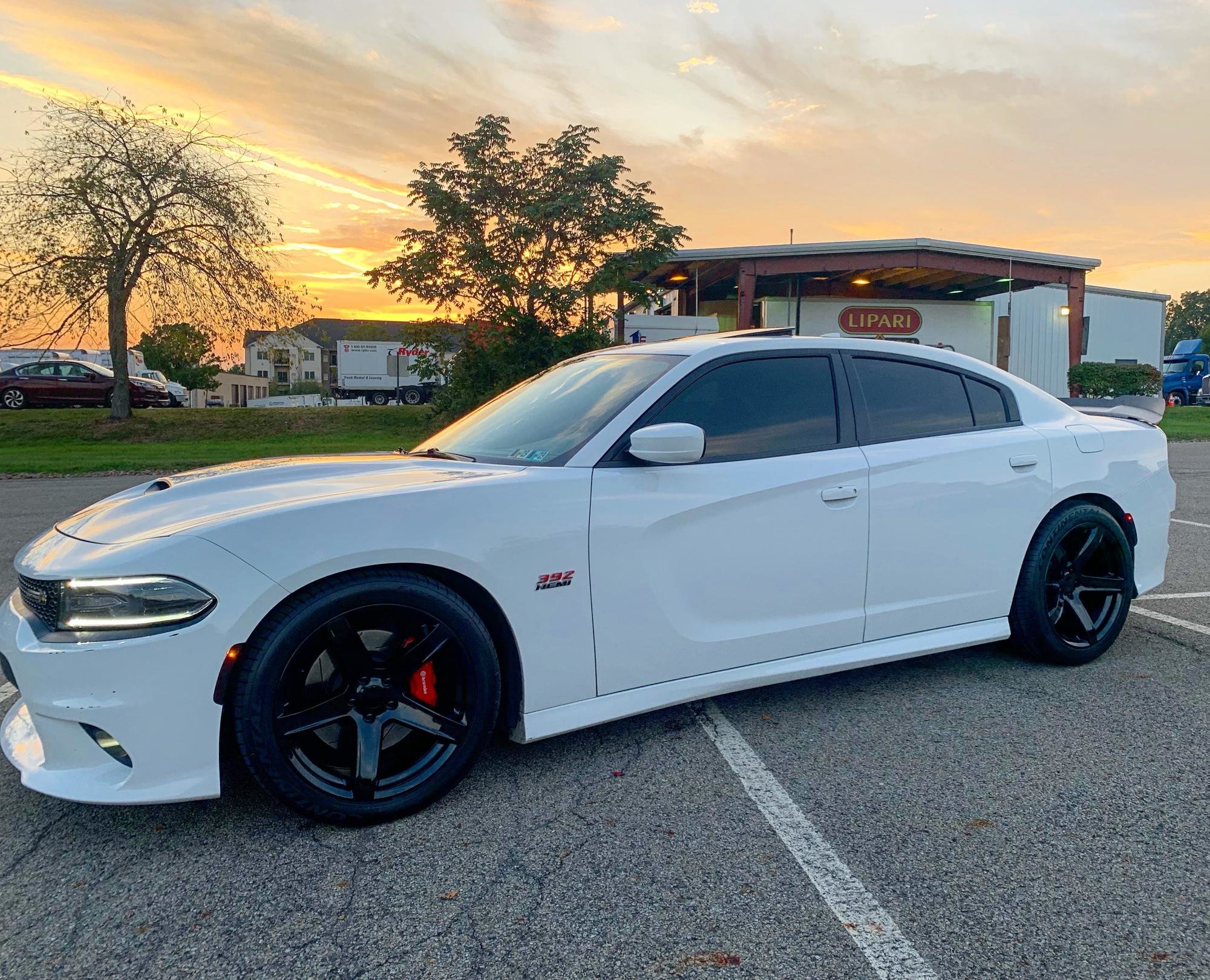 Dodge Charger Gloss Black FR 77