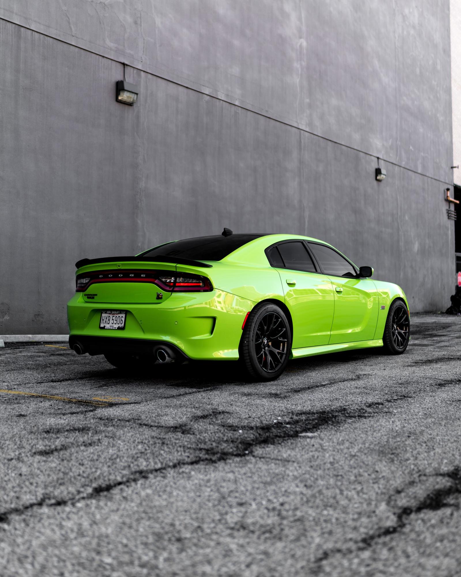 Dodge Charger Gloss Black FR 70