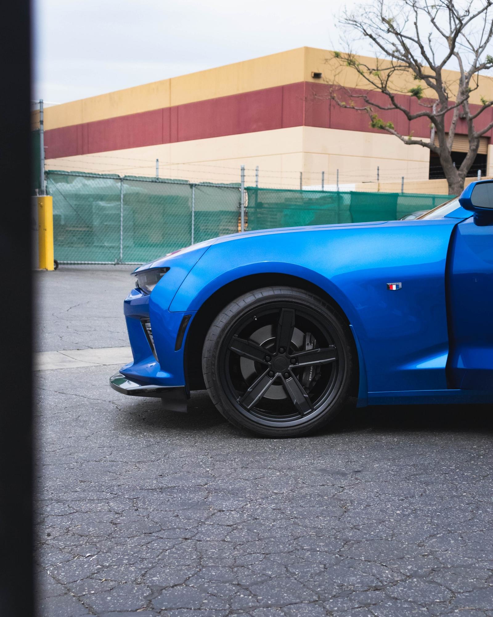 Chevrolet Camaro Satin Black Z 10