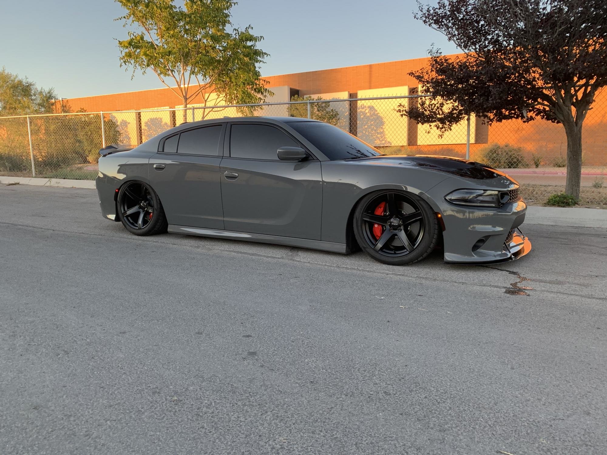 Dodge Charger Gloss Black FR 77