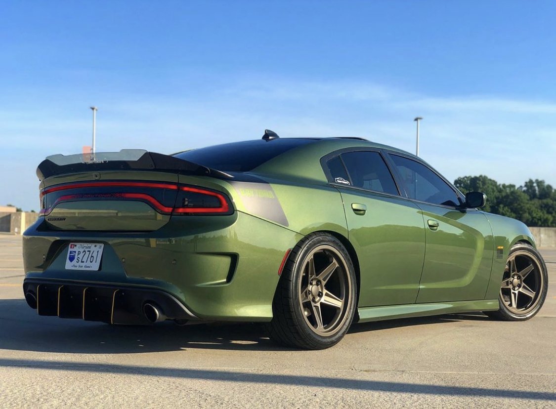 Dodge Charger Bronze FR 73
