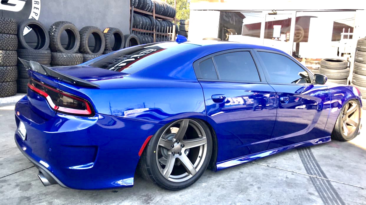 Dodge Charger Bronze FR 77