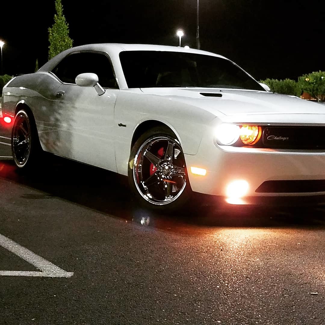 Dodge Challenger Chrome FR 73