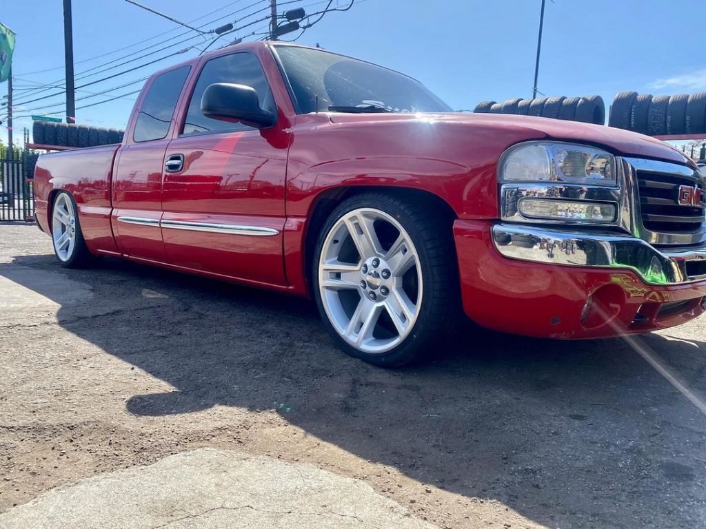 GMC Sierra Silver Machine Face