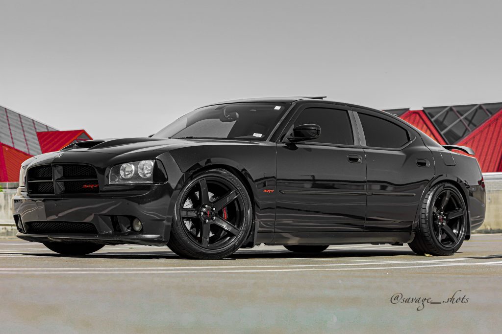 Dodge Charger Gloss Black FR 77